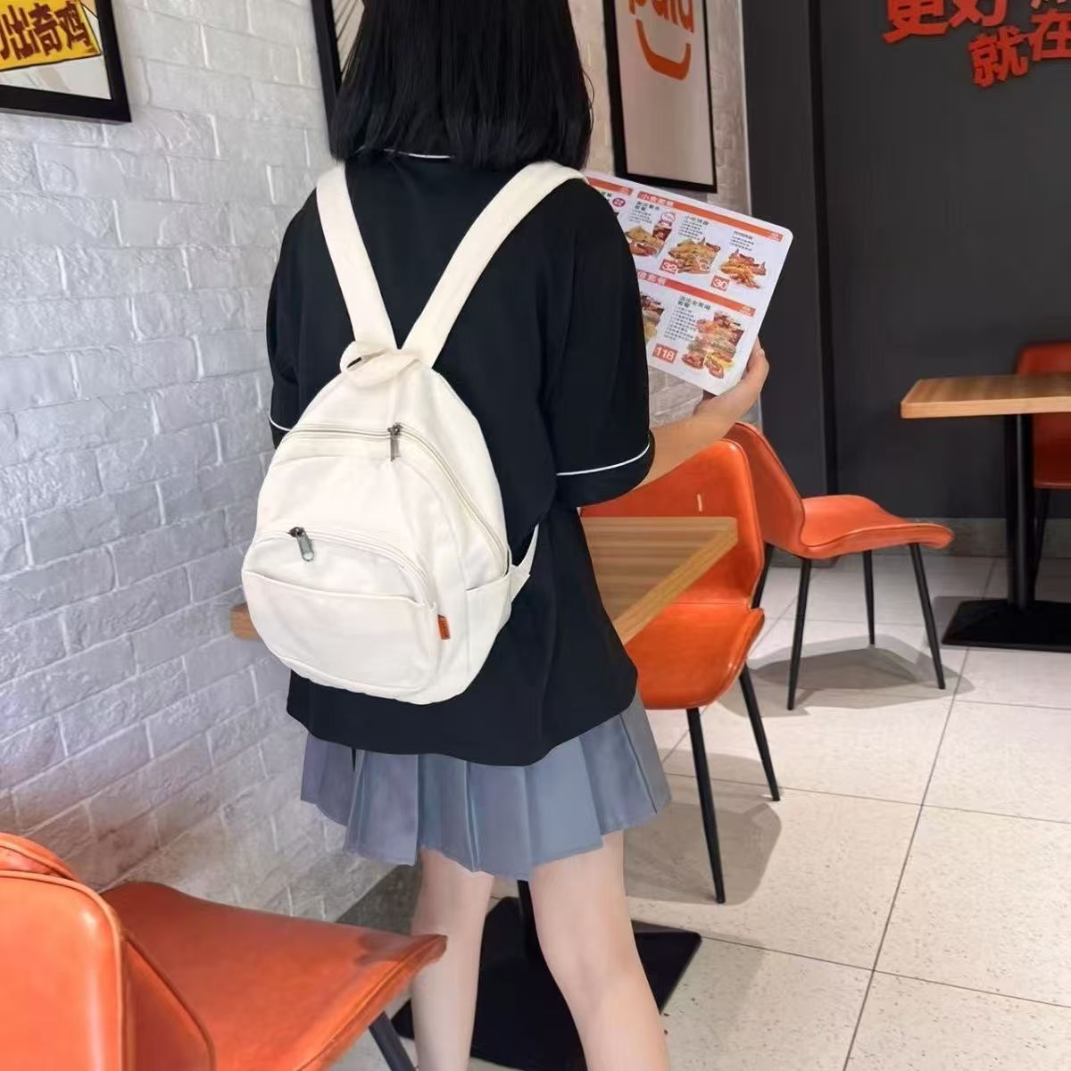 きれいめカジュアル シンプル洗練ミニリュック