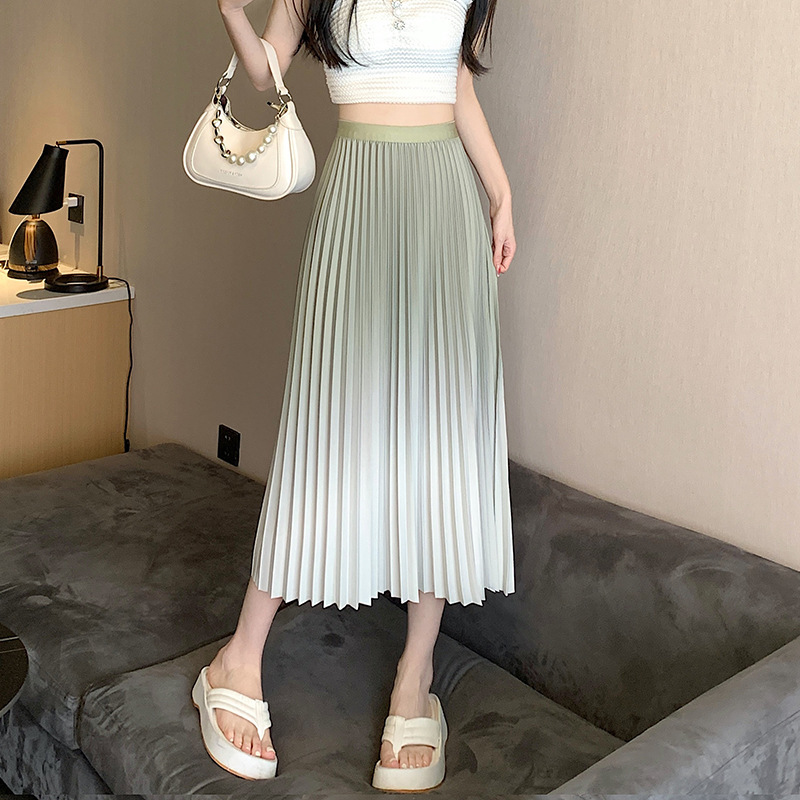 きれいめカジュアル グラデーションプリーツスカート