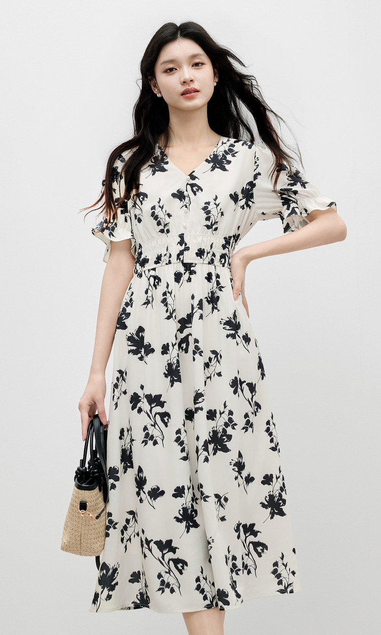 https://fulmo-img-server.com/gracecasual/3b174b02-4f8c-40d3-882b-153b0c72f05b.jpg