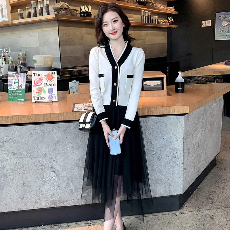 https://fulmo-img-server.com/gracecasual/3b51af2f-06cd-4214-a3b4-1070908113f4.jpg