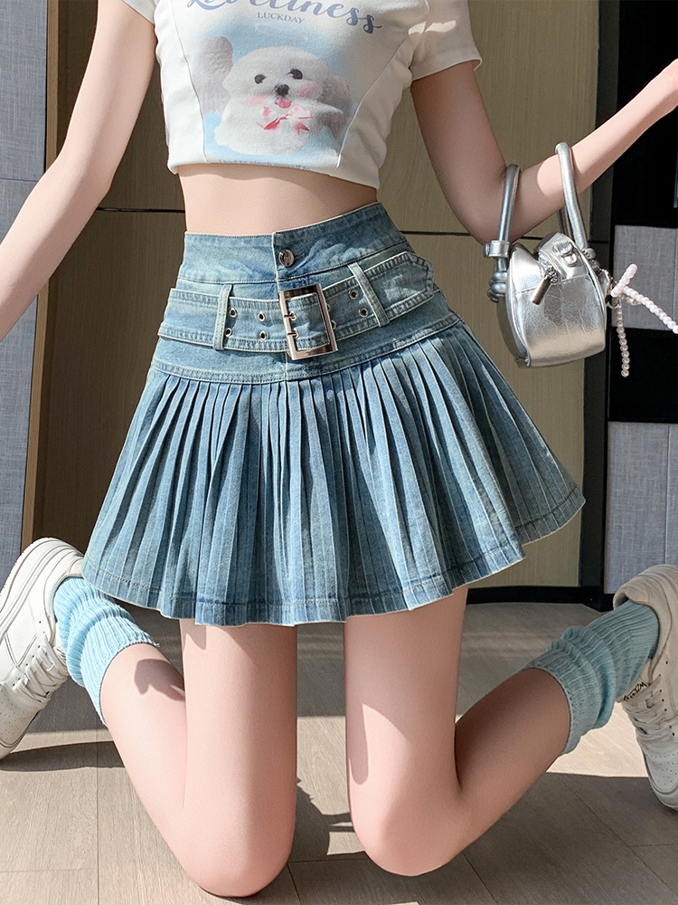 きれいめカジュアル ベルト付きプリーツミニスカート