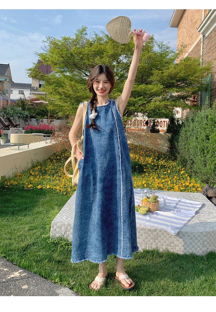 きれいめカジュアル ゆったりノースリーブデニムロングワンピース
