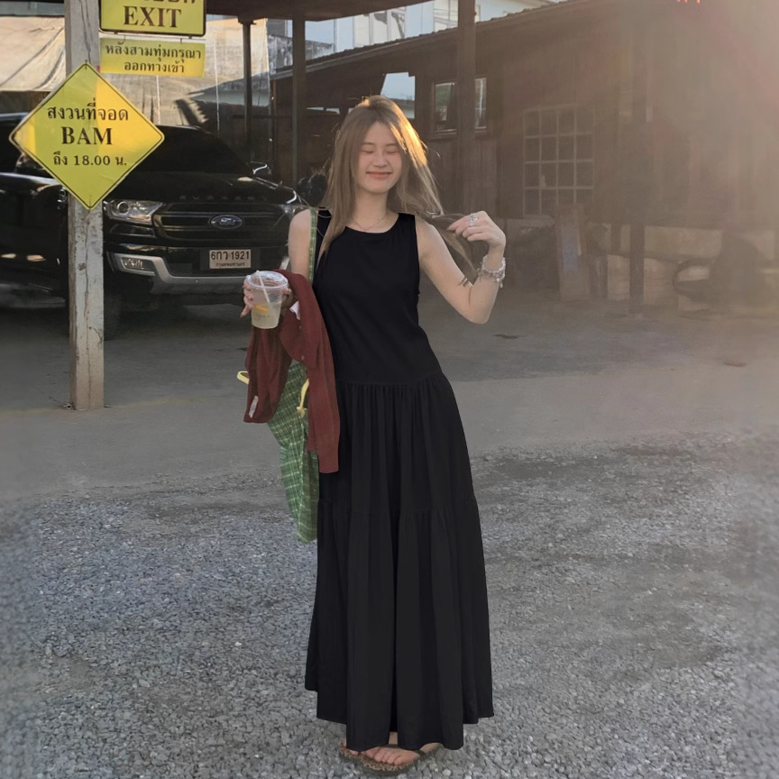 きれいめカジュアル ティアードデザインノースリーブロングワンピース