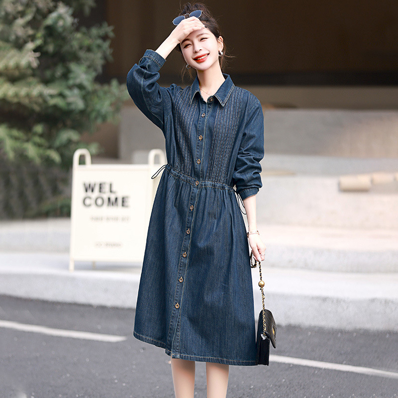 きれいめカジュアル デニム素材のピンタック襟付きシャツワンピース