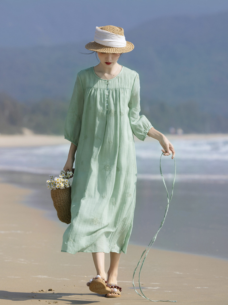 きれいめカジュアル 七分袖ギャザーフレア丸首ロング丈ワンピース