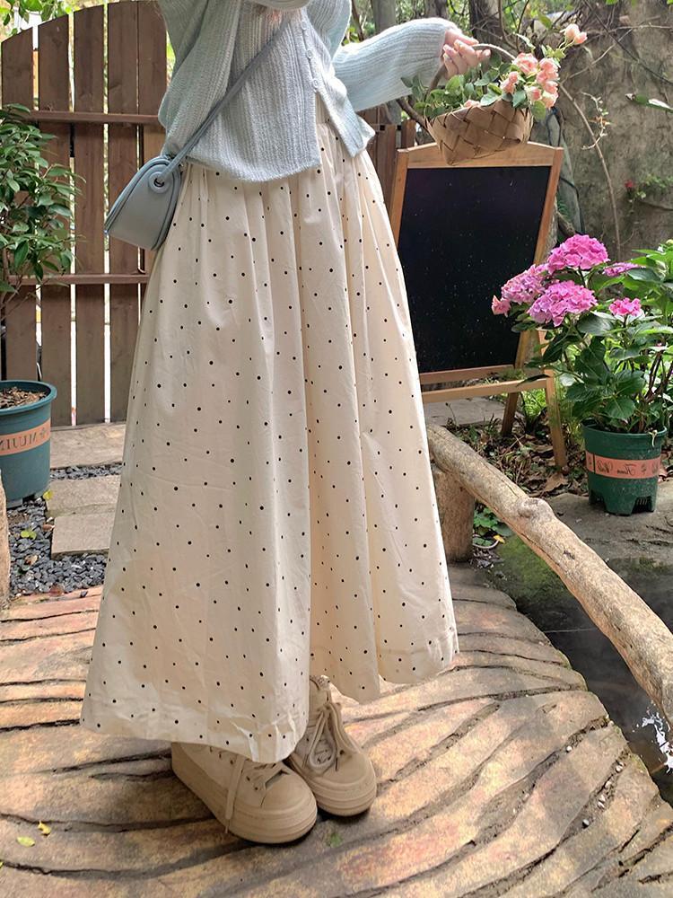 きれいめカジュアル ドット柄チュール重ねロングフレアスカート
