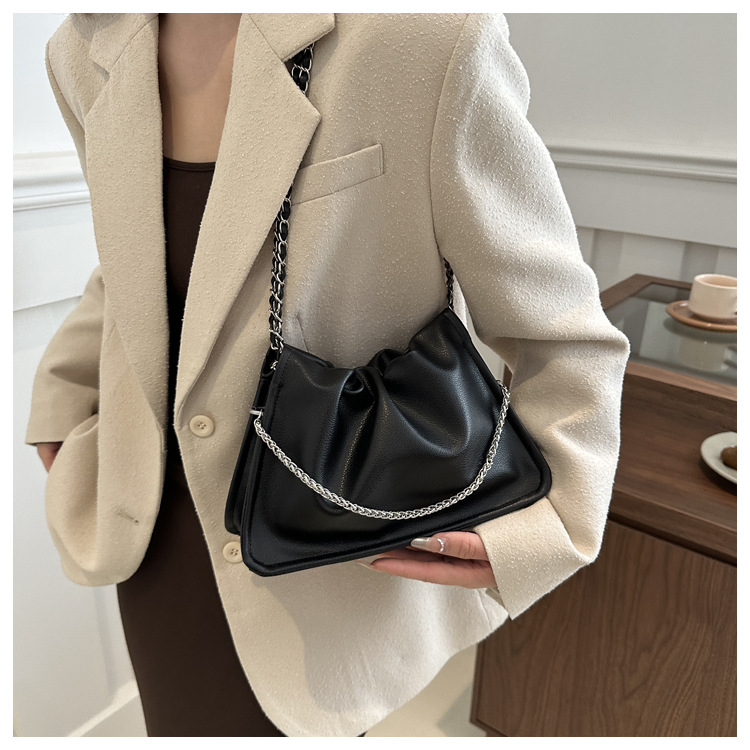 きれいめカジュアル 女性用二重鎖肩掛けバッグ くしゅくしゅ巾着型