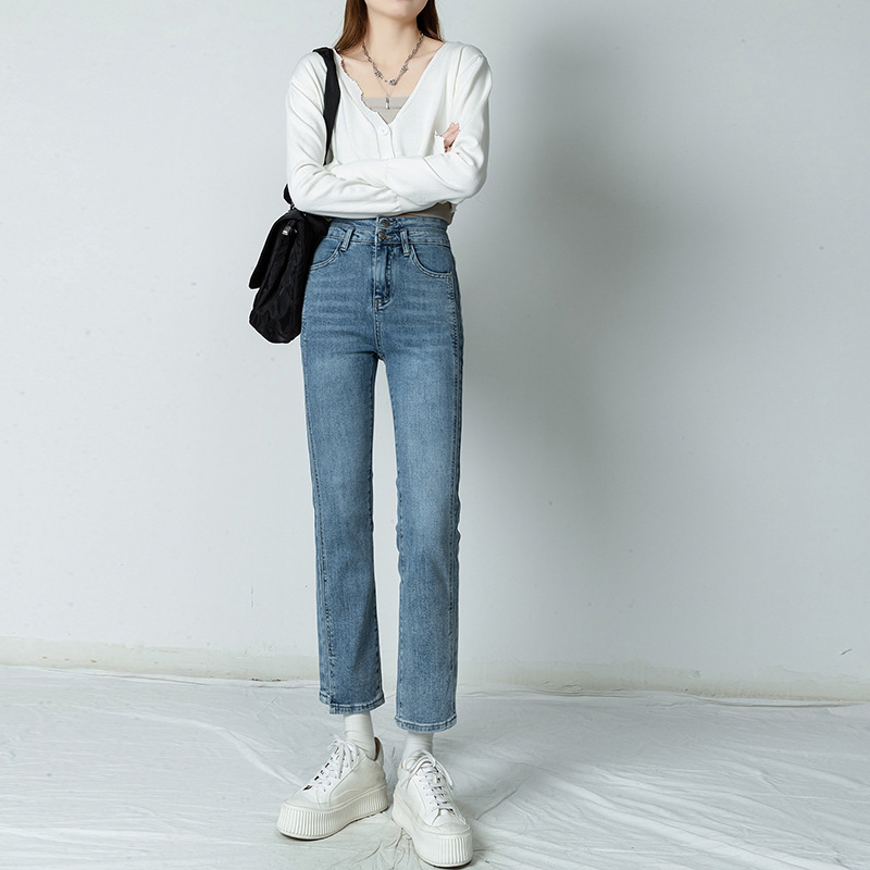きれいめカジュアル 美脚見せハイウエストストレートデニムパンツ