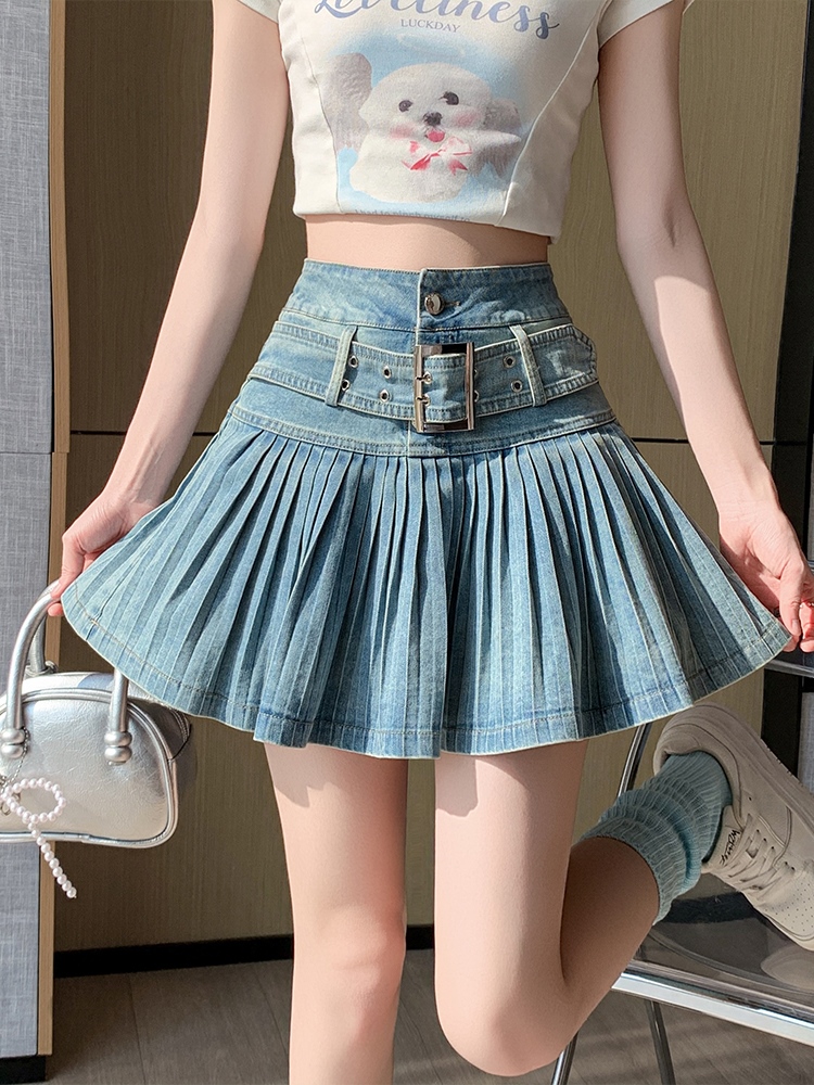 きれいめカジュアル ベルト付きプリーツミニスカート