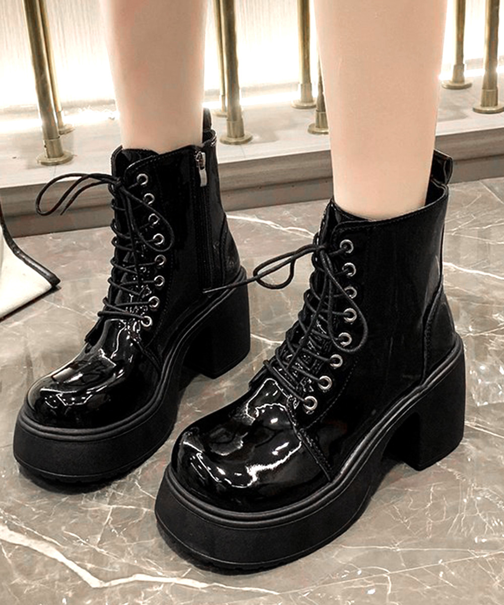 きれいめカジュアル 厚底編み上げ靴 太ヒール歩きやすいショートブーツ