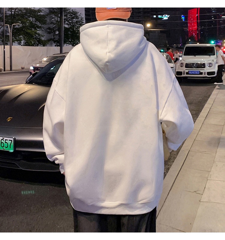 きれいめカジュアル ゆったりシルエットフーディー