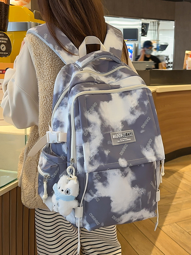 きれいめカジュアル 空模様 ふわり軽やかリュック