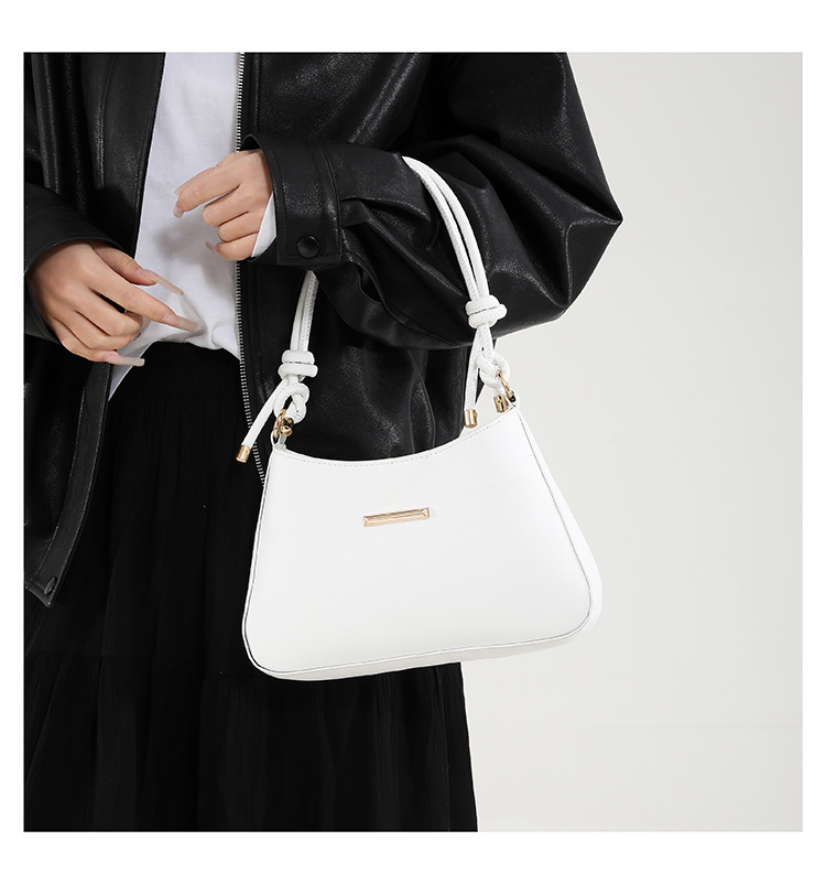 きれいめカジュアル 女性用合皮ショルダーバッグ脇下持ち小型ハンドバッグ