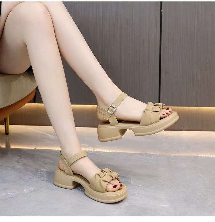 https://fulmo-img-server.com/gracecasual/a1216972-6290-40a2-ae37-996640ff587e.jpg