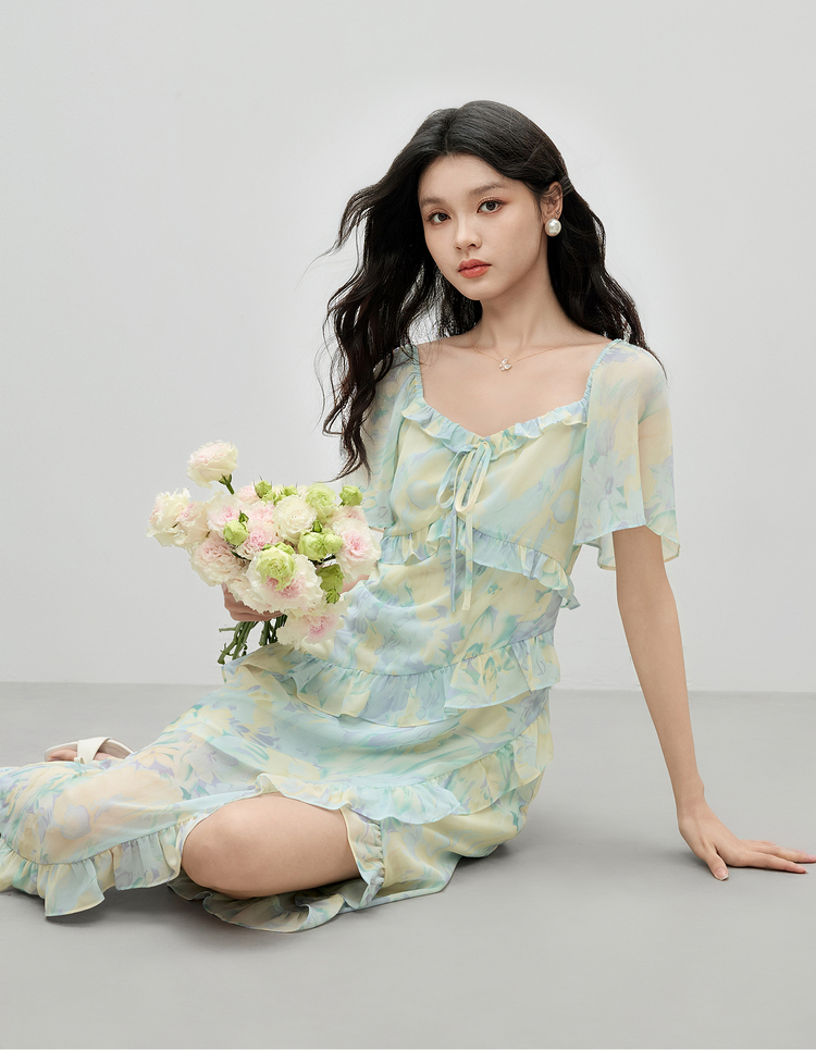 きれいめカジュアル 水彩フリル アシンメトリーワンピース