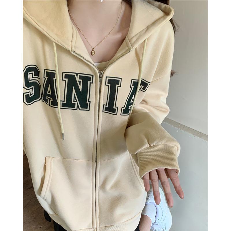 https://fulmo-img-server.com/gracecasual/a93e9393-925c-4de4-aa0a-e8f7f8723b97.jpg
