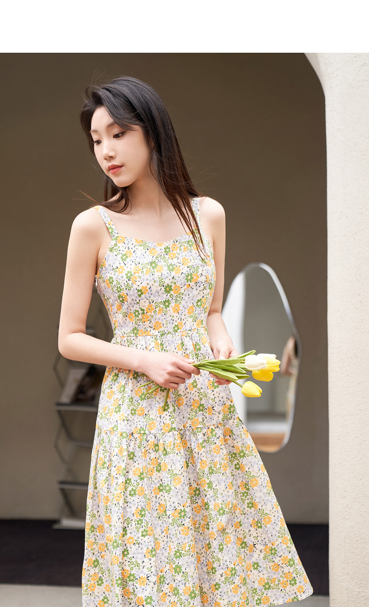 きれいめカジュアル 優美な花園キャミソールワンピース