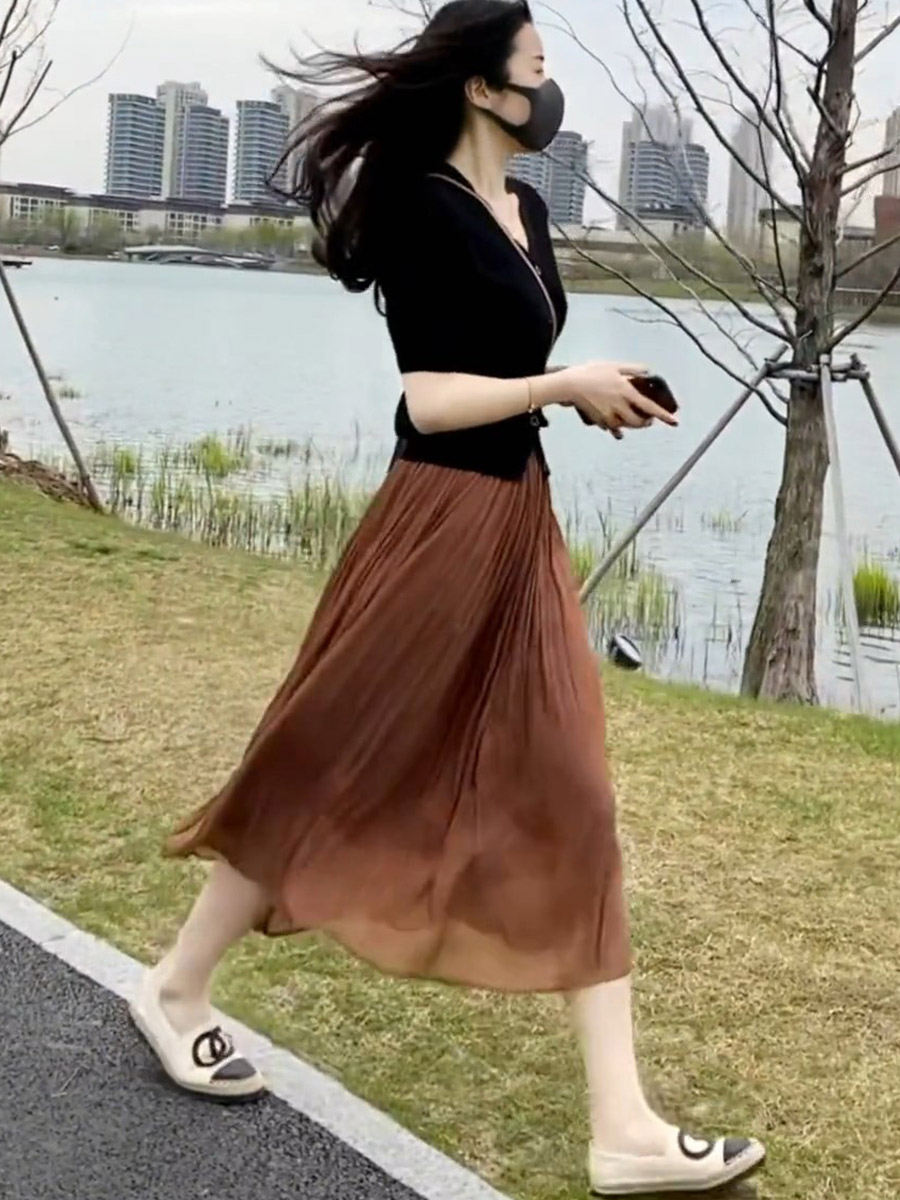https://fulmo-img-server.com/gracecasual/ba218e88-766e-4d8b-8736-a385ab970c9d.jpg
