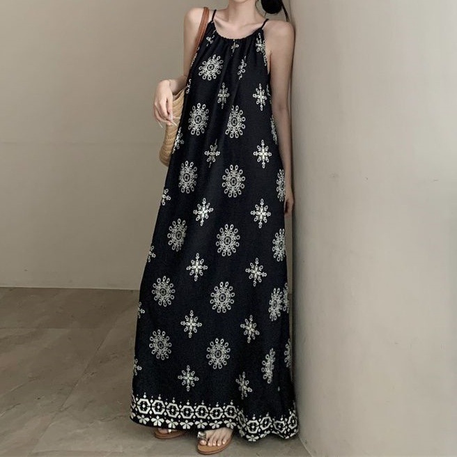 きれいめカジュアル エスニック刺繍キャミソールロングワンピース