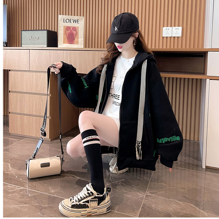 https://fulmo-img-server.com/gracecasual/c796ab33-c475-4a48-a53c-0fb1f5d18532.jpg
