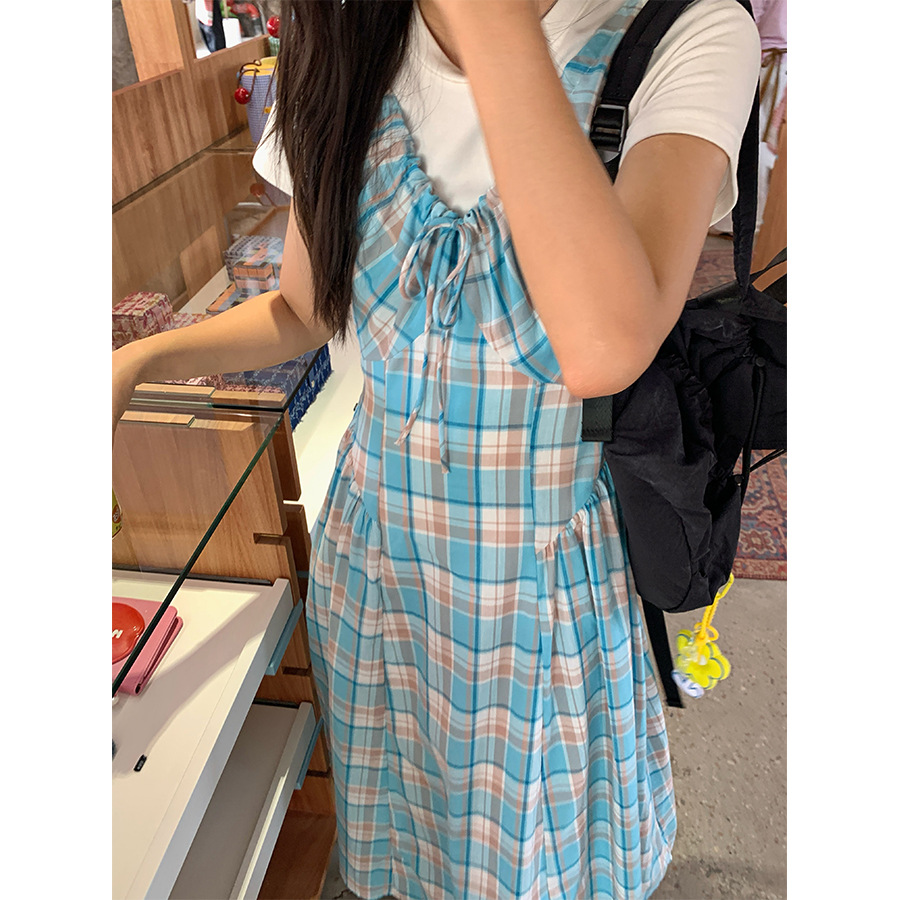 きれいめカジュアル 優美な格子柄ノースリーブワンピース