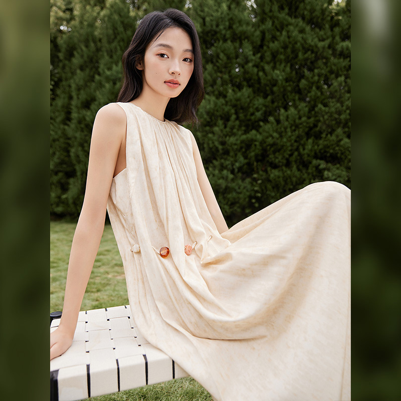 きれいめカジュアル 優美なギャザー ロングワンピース