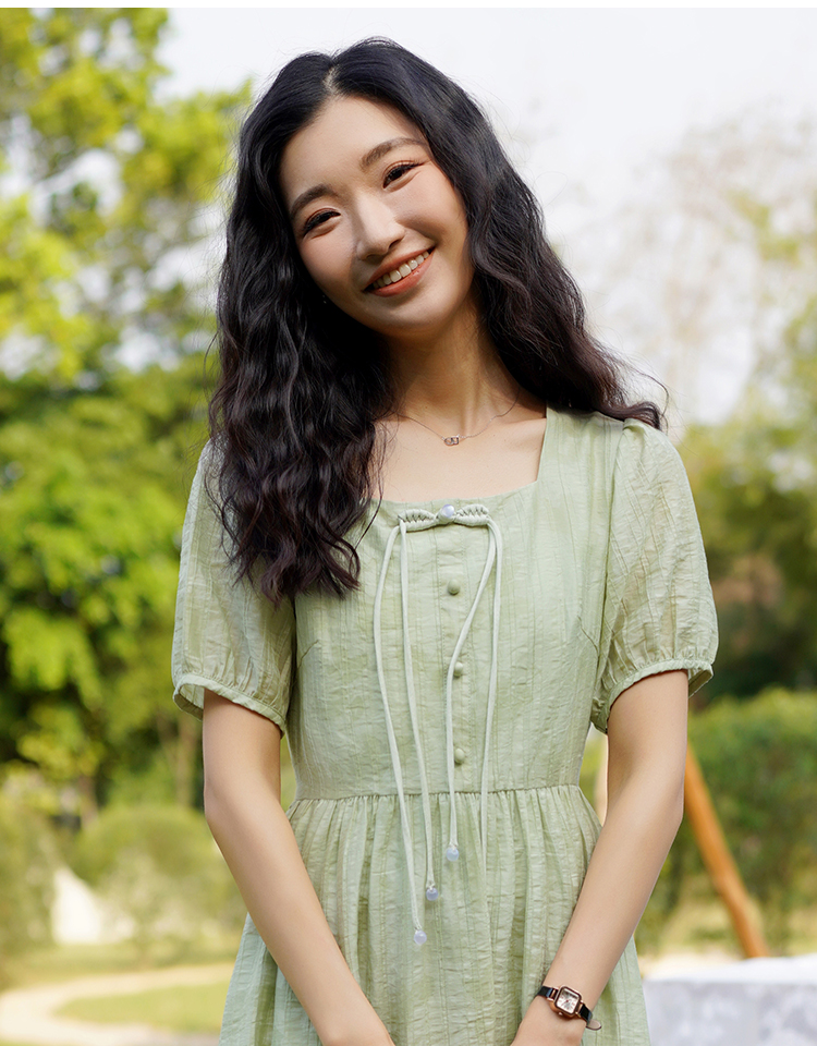 きれいめカジュアル 優美な草原リボンワンピース