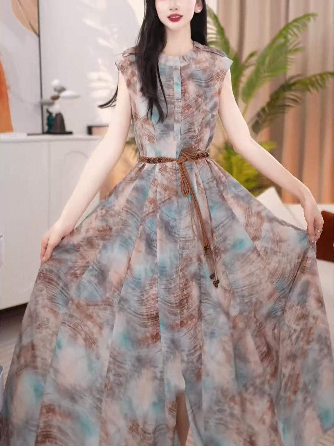 きれいめカジュアル 水彩柄ゆったりロングワンピース