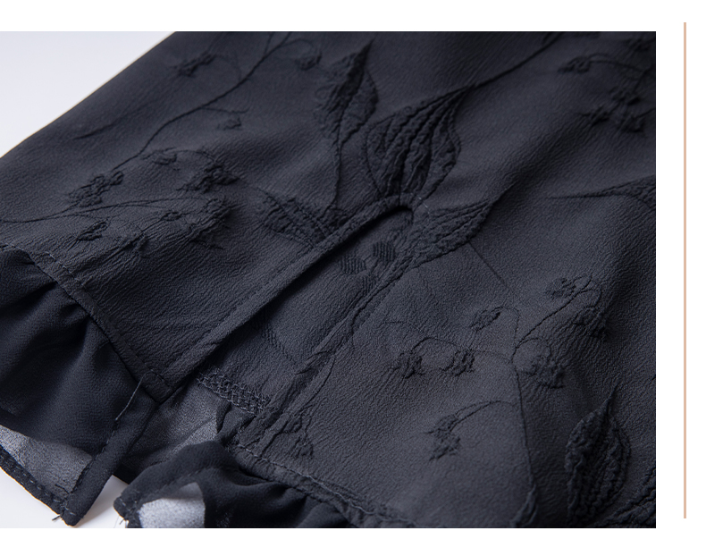 きれいめカジュアル 花柄刺繍チャイナ風フリルワンピース