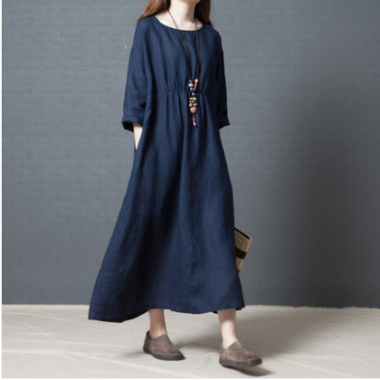 きれいめカジュアル ゆったりシルエット七分袖ロング丈リネン風ワンピース