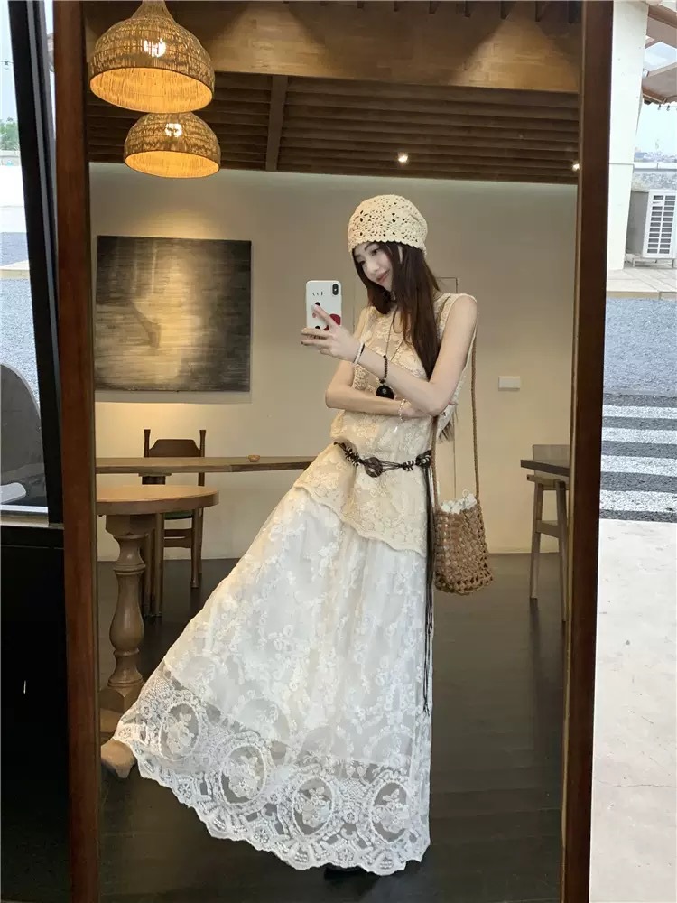 きれいめカジュアル 花柄刺繍レース切替ロング丈透け感スカート