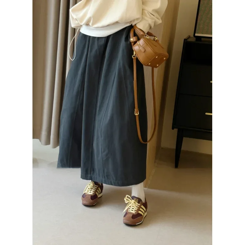 きれいめカジュアル ゆったりシルエットのロング丈フレアスカート