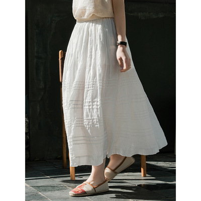 きれいめカジュアル ピンタック刺繍入りコットンギャザーロングスカート