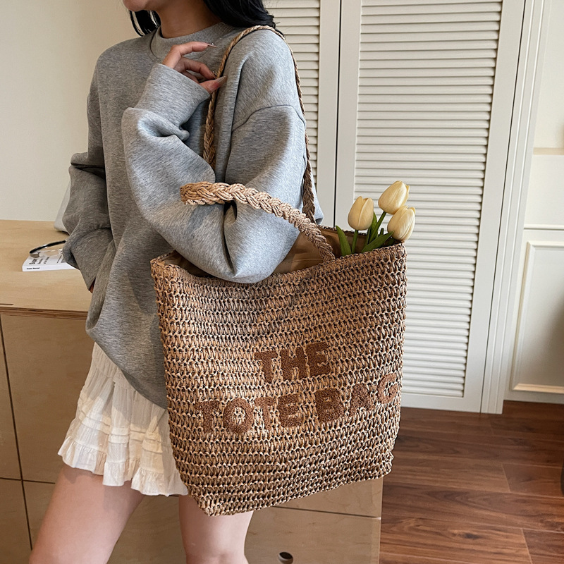 https://fulmo-img-server.com/gracecasual/ec5306bc-7979-41b9-883b-71b2b5e745e4.jpg