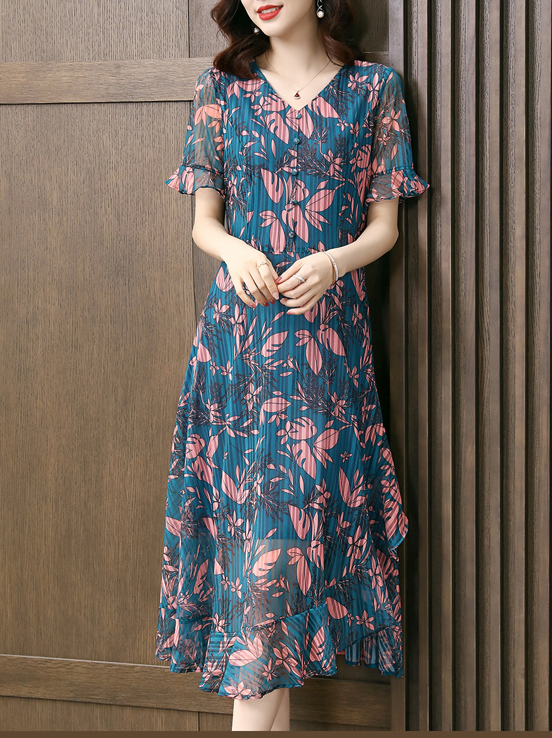 きれいめカジュアル 花柄プリーツ 優美シルエットワンピース