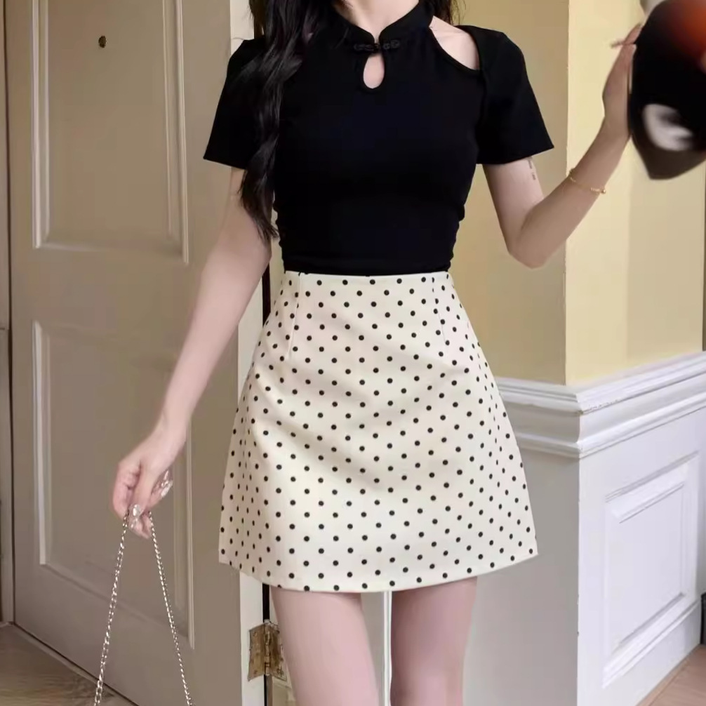 https://fulmo-img-server.com/gracecasual/f8878964-6dd6-48ab-b93c-c145d6eeb940.jpg