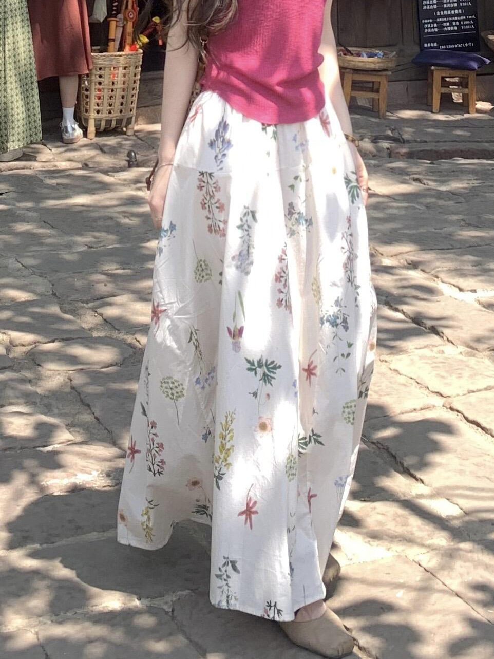 きれいめカジュアル 花咲く優美ロングスカート
