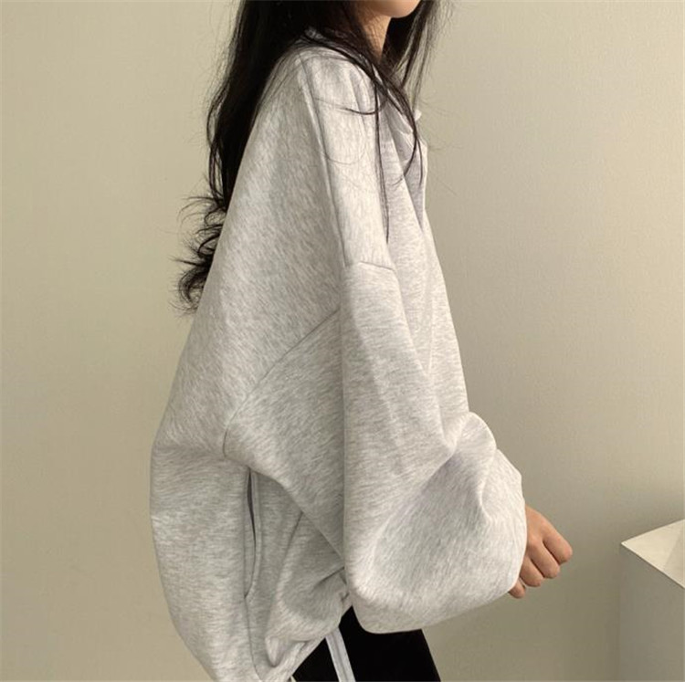 グレーファッション 春まで着れるゆったりポロ襟スウェット