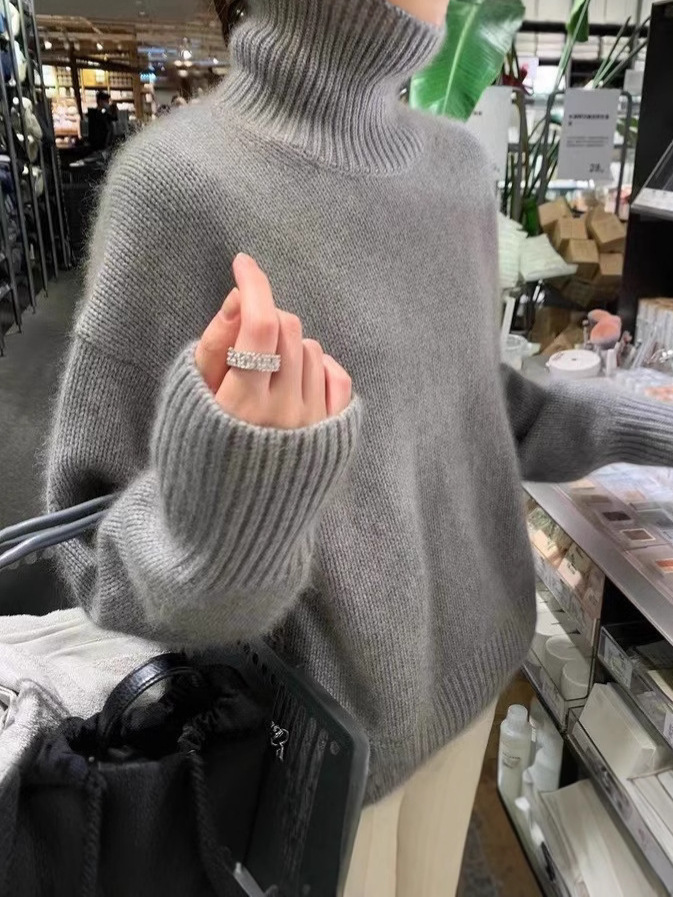 グレーファッション ゆったりシルエット高襟タートルネックニットセーター