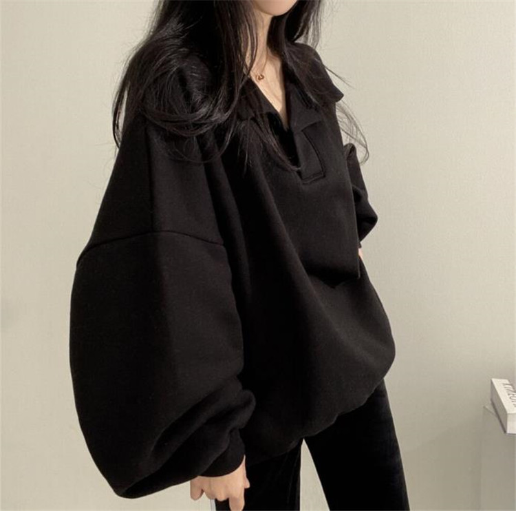 グレーファッション 春まで着れるゆったりポロ襟スウェット