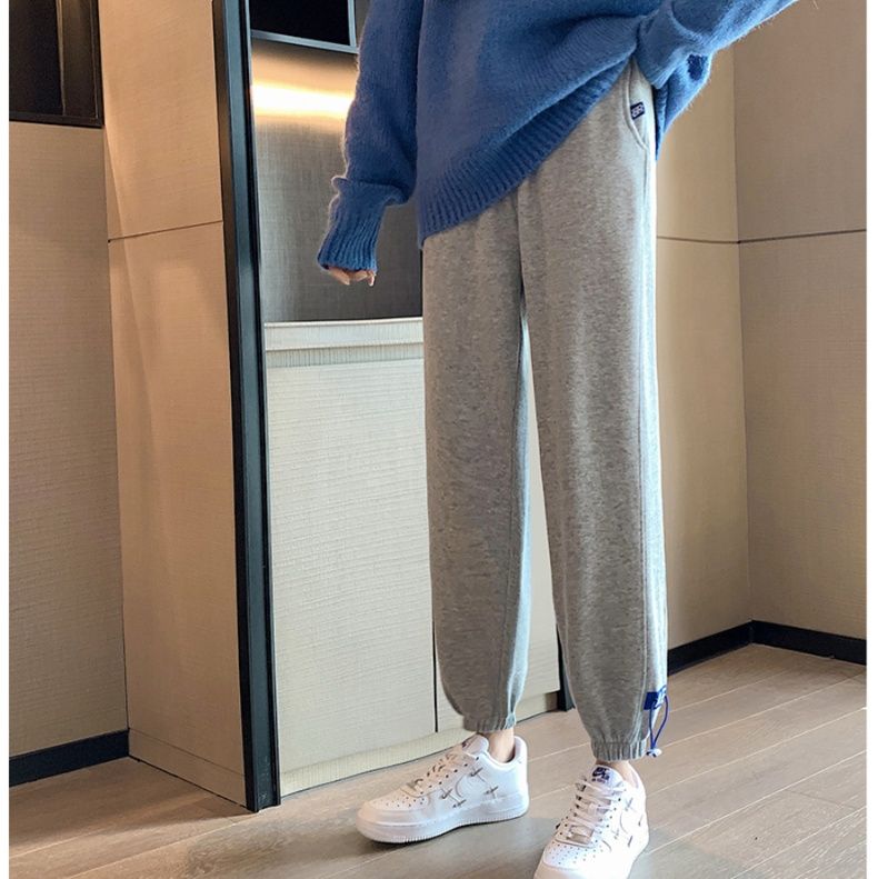 グレー パンツ やわらか裾絞りリラックスパンツ