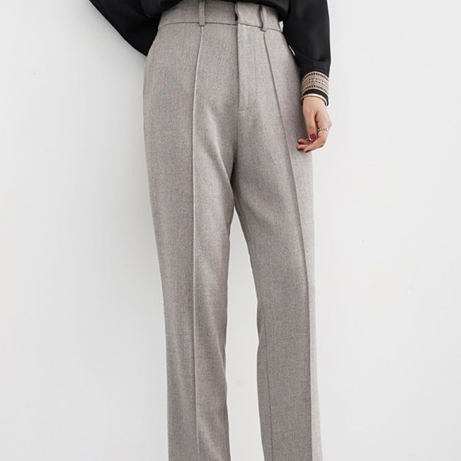 グレー パンツ センタープレス入りハイウエストテーパードスラックス