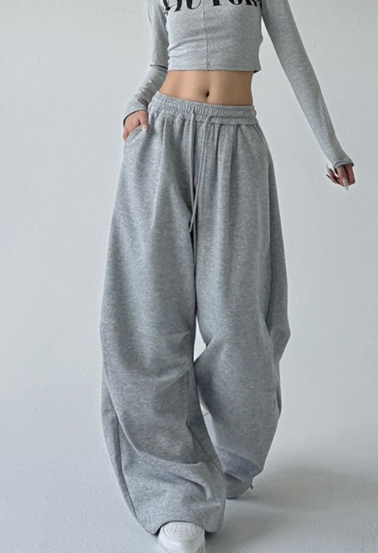 グレー パンツ ゆったりワイドシルエット裏起毛スウェットパンツ