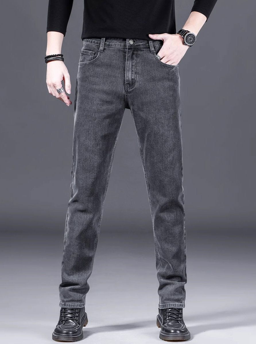 グレー パンツ シンプル美脚ストレートデニムパンツ