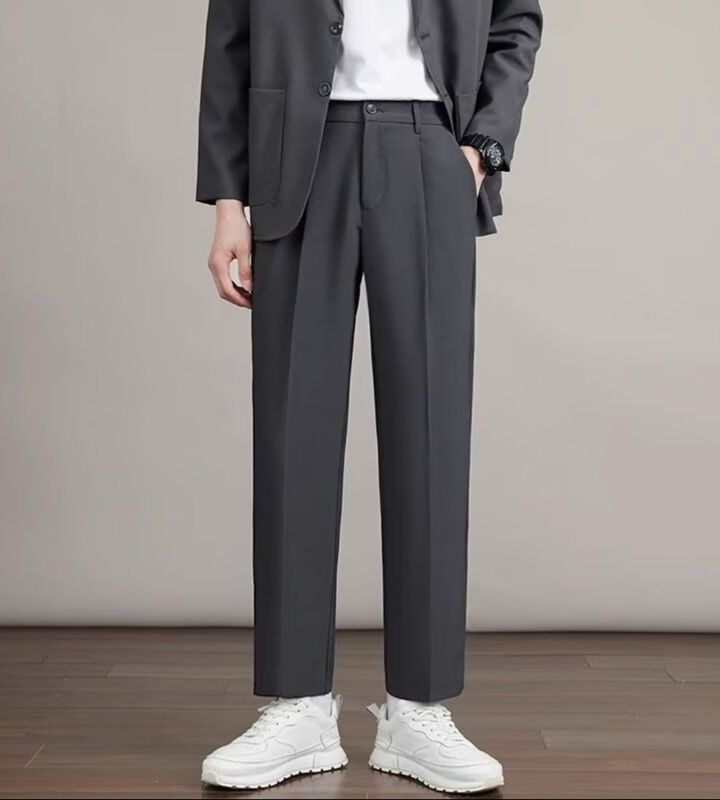 グレー パンツ センタープレス入りストレート美脚スラックス