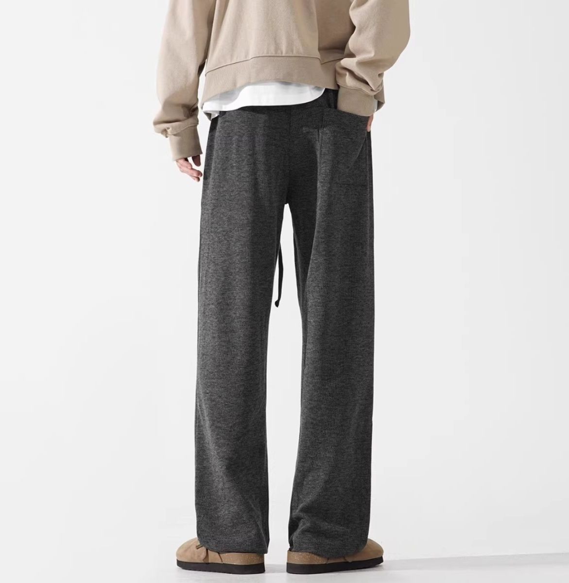 https://fulmo-img-server.com/graypants/1785979119415_bddfatcf_uuorw1yx.jpeg