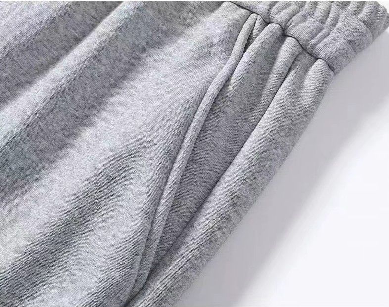 https://fulmo-img-server.com/graypants/1785984495663_89le3iy4_wi2yh2ej.jpeg