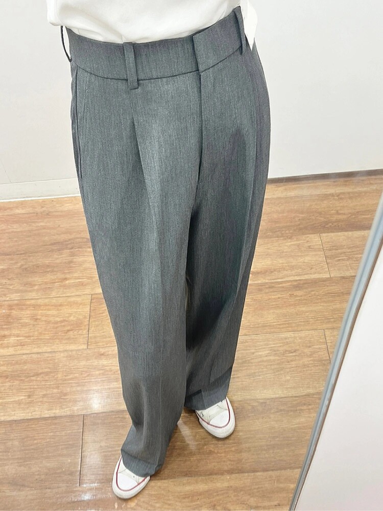 グレー パンツ センタープレス入りハイウエストワイドスラックス