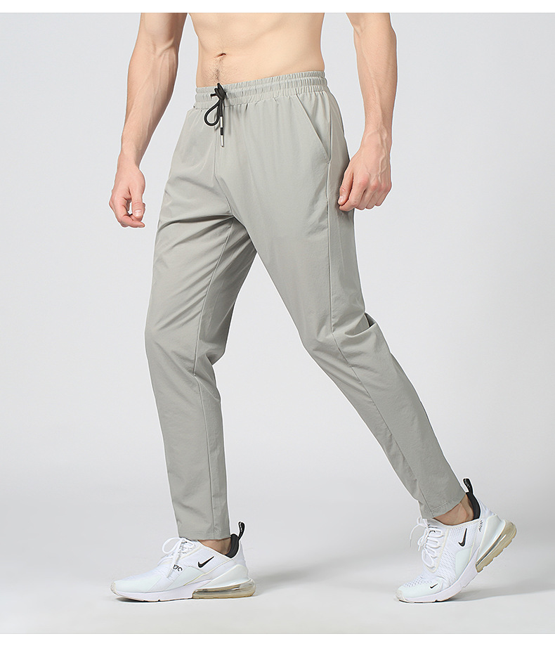 グレー パンツ 快適ストレッチ細身パンツ