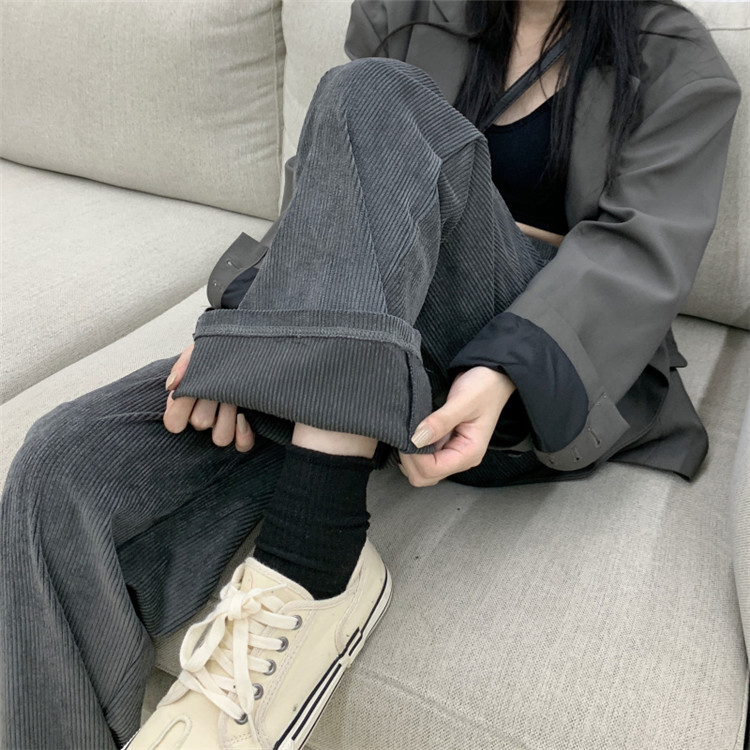 https://fulmo-img-server.com/graypants/7998d17d-1223-4d18-bf09-adcd9b6b9af7.jpg